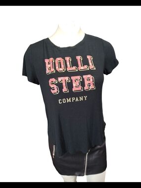 Hollister Black Graphic Logo Tee
